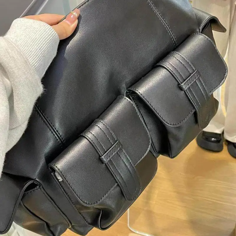 American Retro Large Capaci Motorcycle Messenger Bag Trendy Design Unisex Minimalist Black Series Handbag Daily Accessory