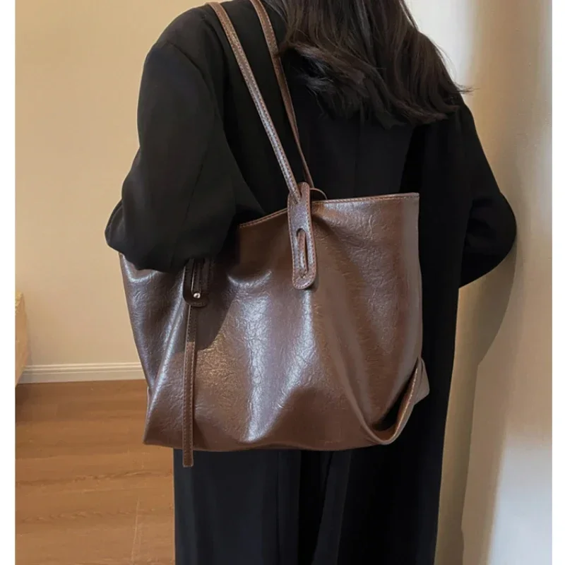 Bolso De hombro De PU De Alta capacidad para mujer, bolsa De Mano De Alta Calidad con cremallera sólida, informal, a la moda, gran oferta, 2024