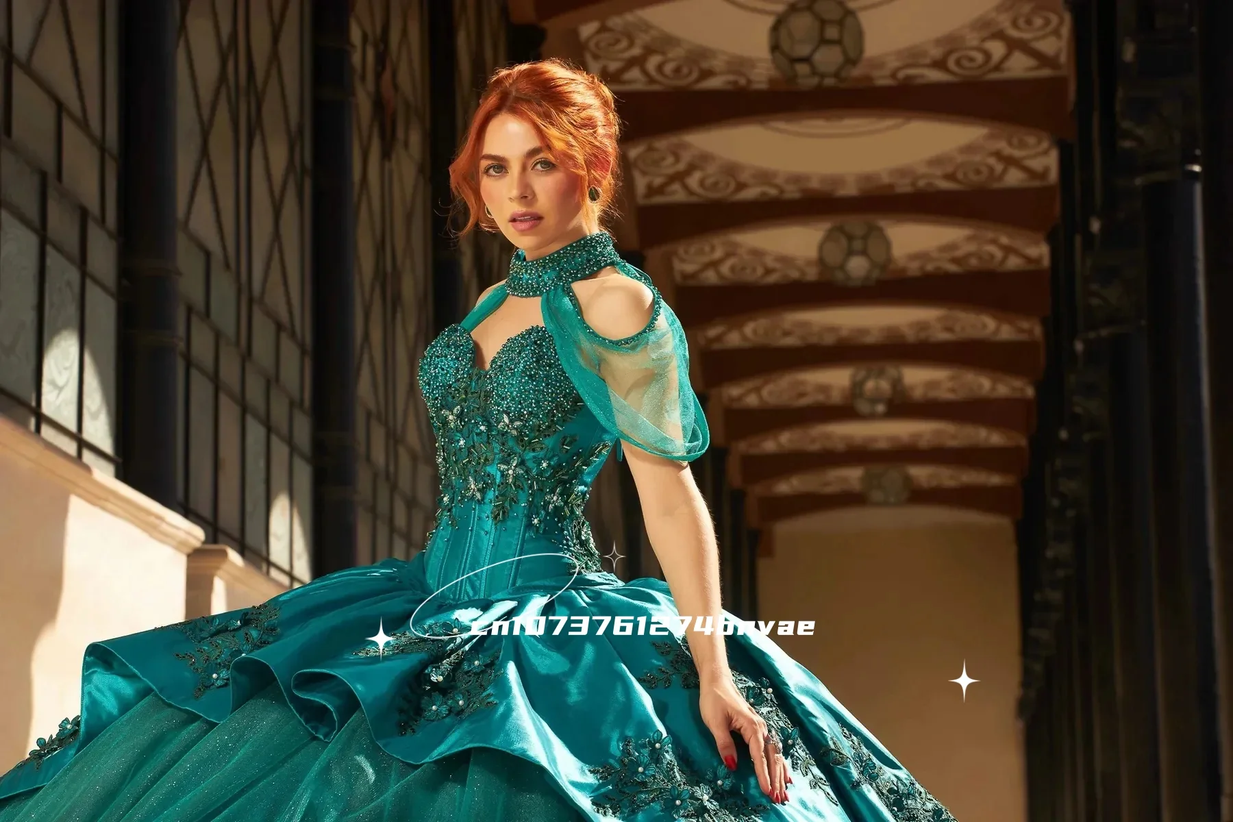 فساتين Quinceanera للصياد والأخضر مطرز على شكل قلب سباركلي منتفخ Charro ساتان حلو 16 فستان 15 Anos مخصص