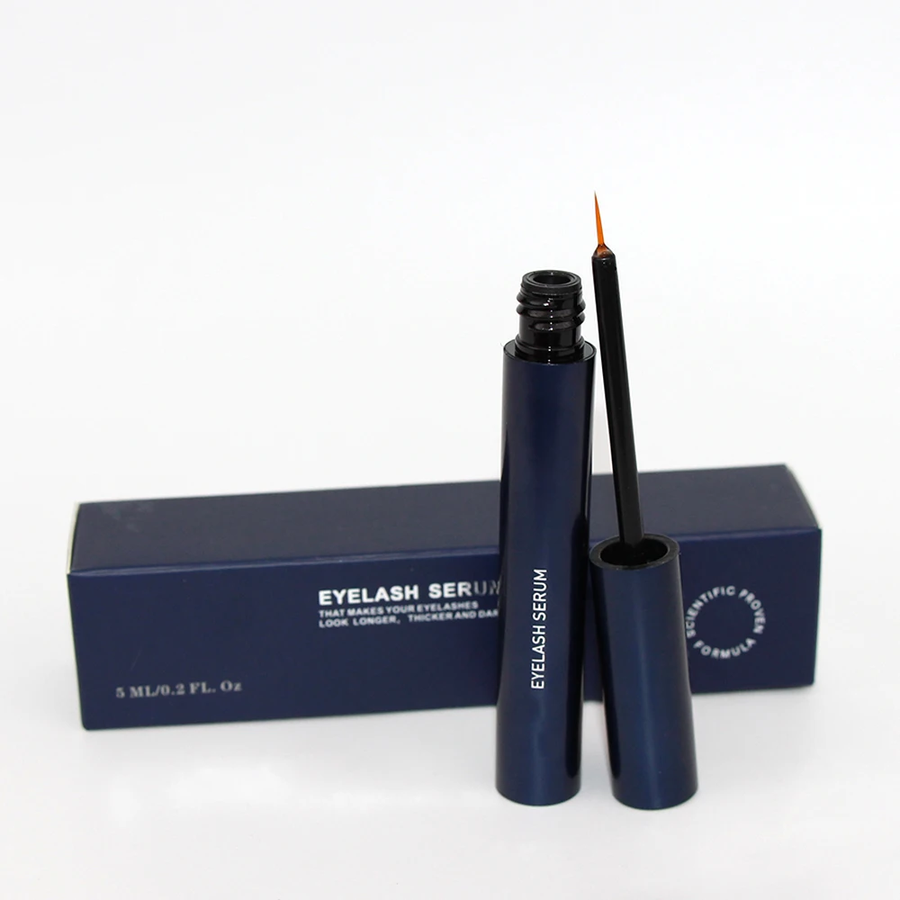 Siero per ciglia a crescita rapida: il combinato giorno e notte crea l'aspetto delle ciglia più lunghe e più scure