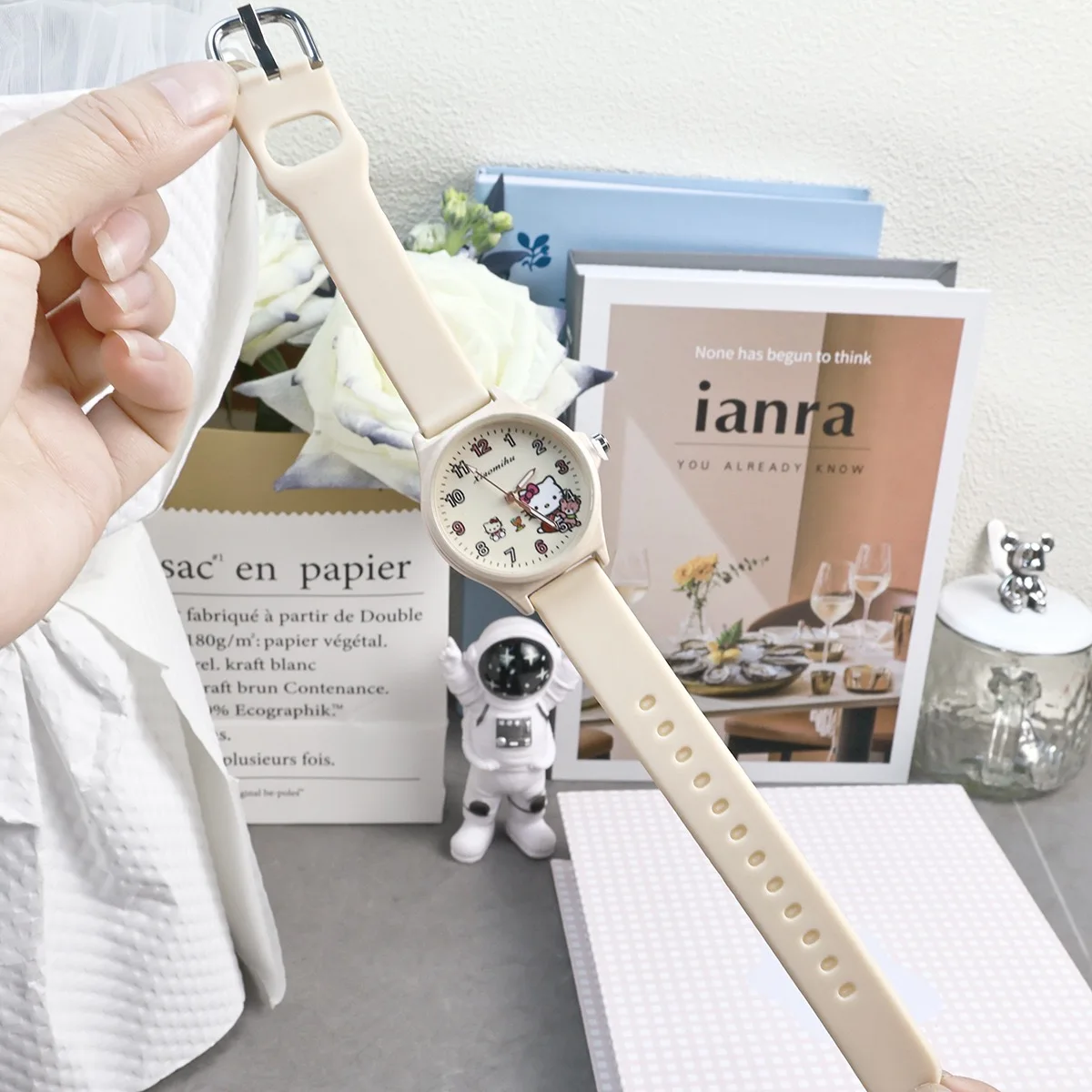 Hello Kitty Children's watch Cartoon watches Student Electronic Silicone strap Quartz Watch Party Kids Girls Gifts