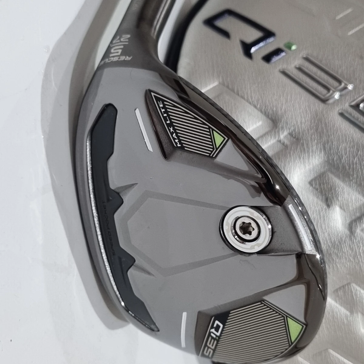 Utility Golf Qi35 MAX LITE Utility Club for Men - Graphite Shaft