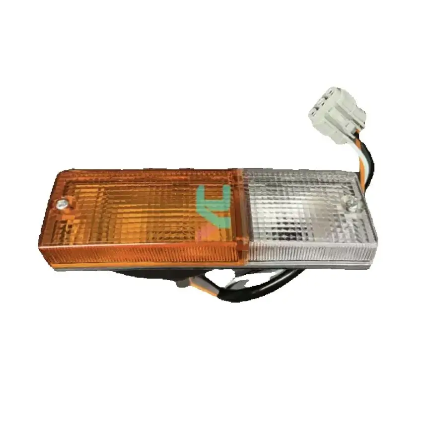Truck Turn Signals 1868302720 For Isuzu FTR FRR FVR Series Front Indicator Light Parts
