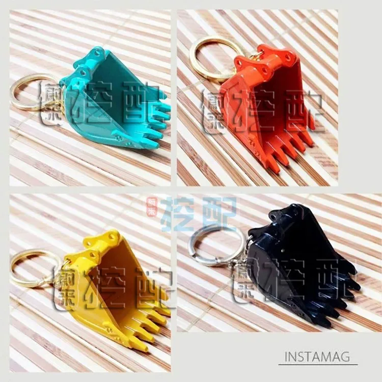 For Doosan Sany Liugong Komatsu Ca Hitachi Excavator Bucket Keychain Personality Creative Keychain Alloy