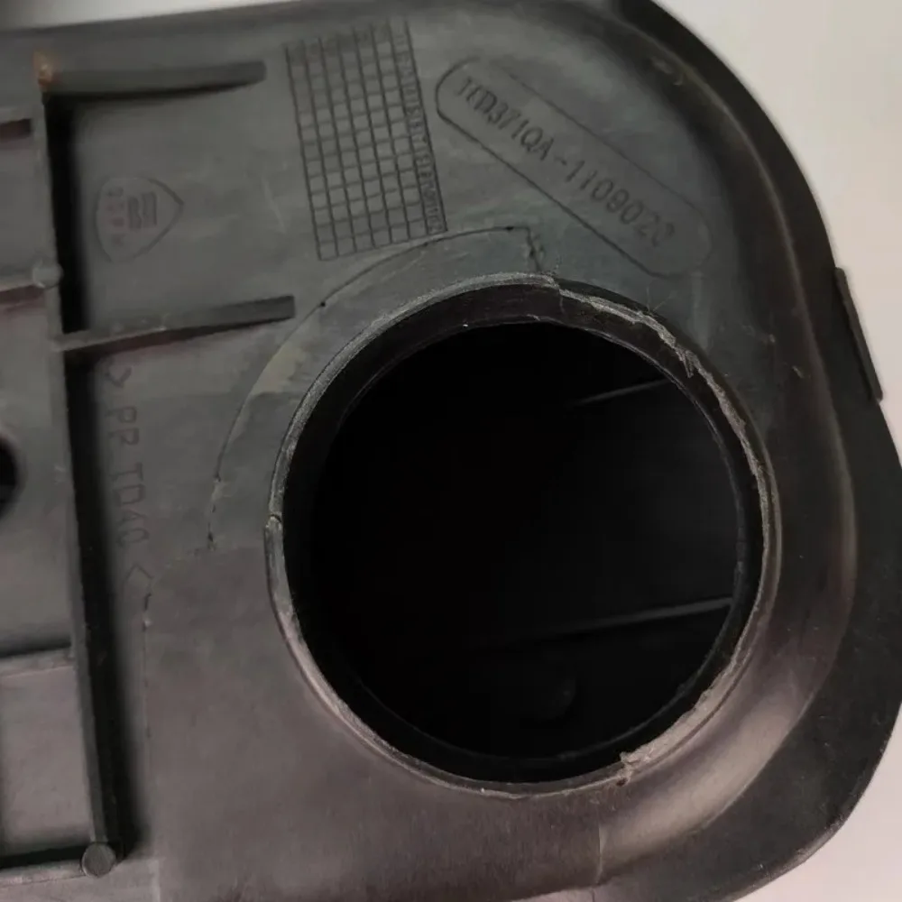 371QA-1109020 Plastic Air Cleaner Housing Assembly Auto Spare Parts Cover Accessories for BYD F0 Brand New Automotive Parts