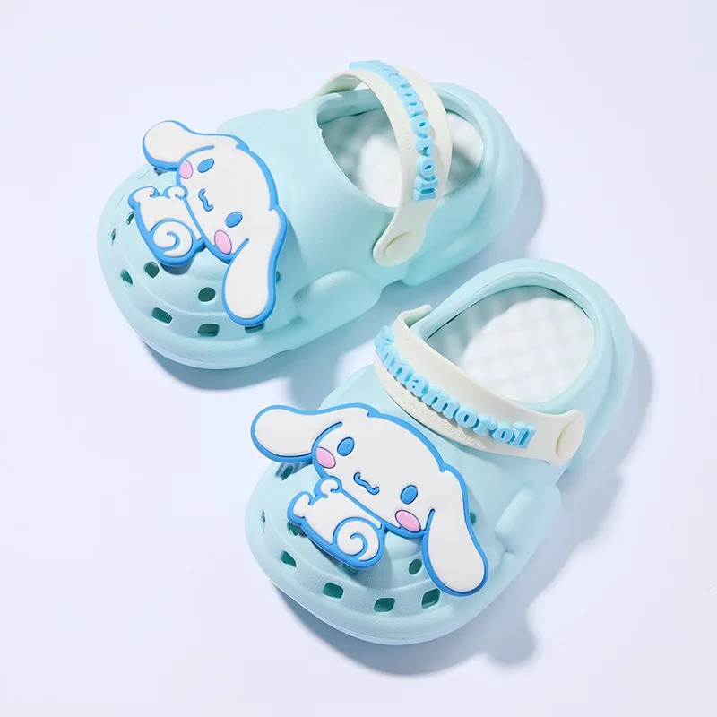 Hello Kitty Sanrio Kawaii Cinnamoroll Kuromi sandali antiscivolo scarpe da spiaggia dolci e semplici cose carine per ragazze