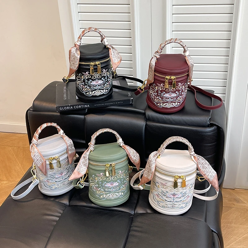 Modny haft torebka wiadro cylindryczne torby na ramię damskie mała torebka designerskiej jakości skórzane torby Crossbody dla kobiet — zdjęcie 5