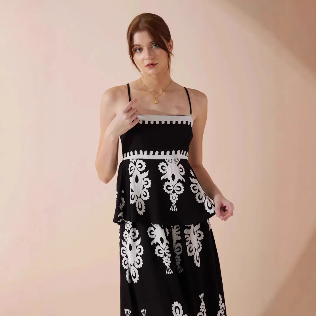 

2025 Summer Ethnic Style Elegant Slim Fit Backless Strap Pants Set 68628