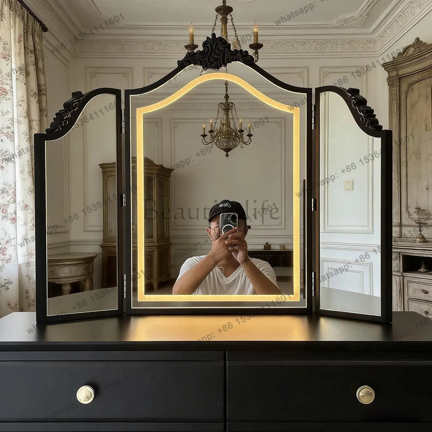 European retro carved dresser desktop three-sided folding bedroom decorative mirror