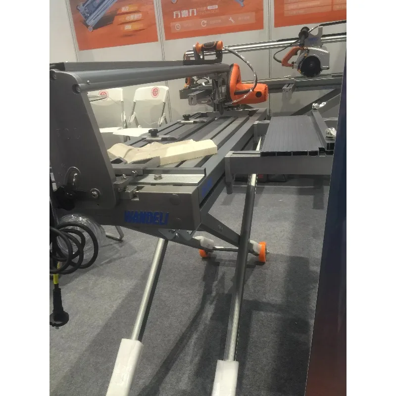 เครื่องตัดขอบมุม 45 องศาแบบพกพา เครื่องตัดหินเคลื่อนที่สำหรับกระเบื้องเซรามิก