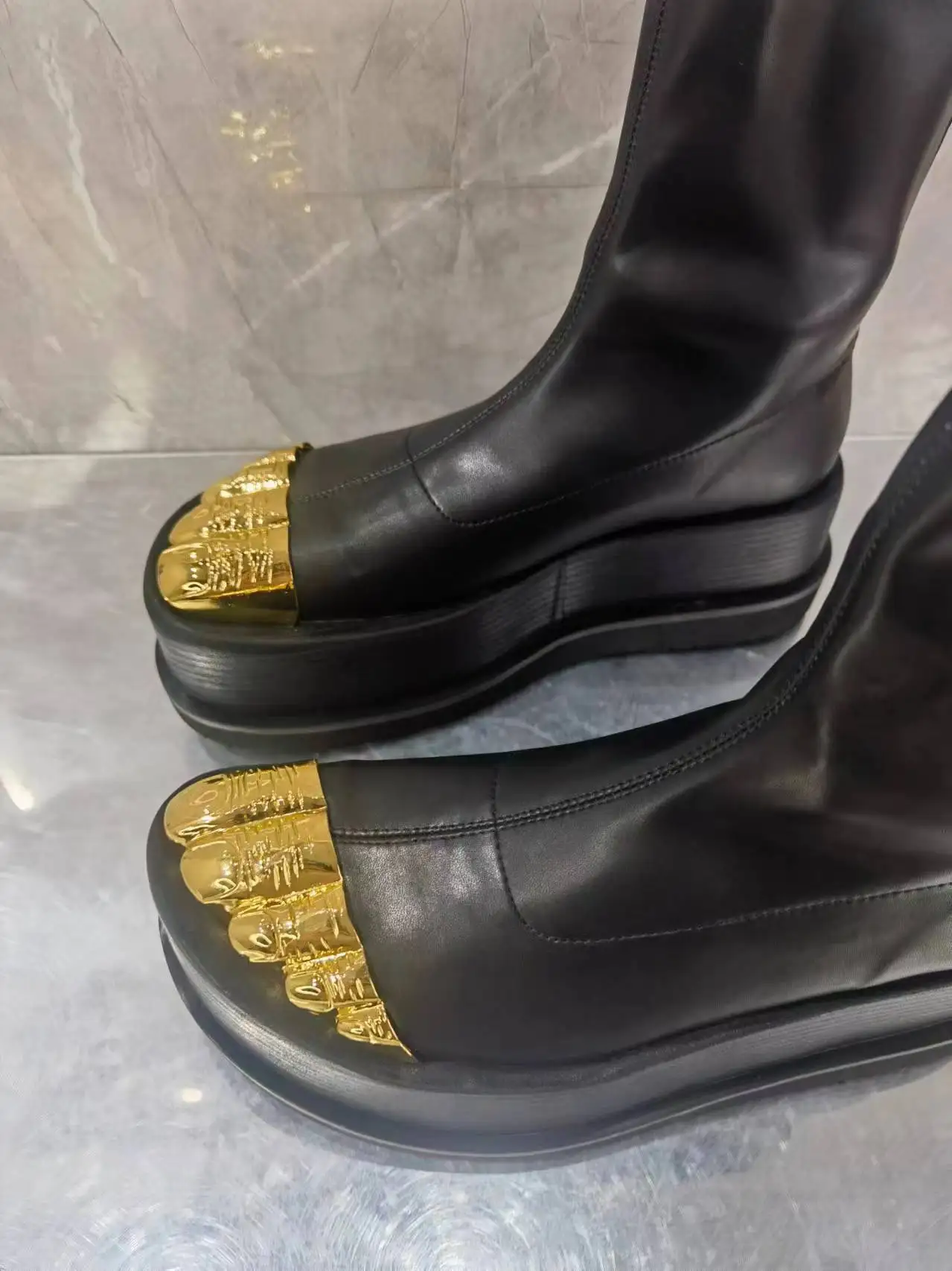 

Gold Toe Soft Leather Platform Short Boots Black Elastic Ankle Boots Side Zipper Women's Boots