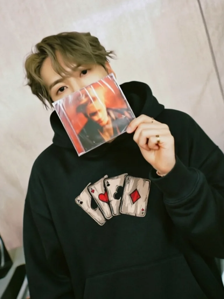 loose-men's-hoodie-black-poker-print-casual-streetwear-autumn-2026-wang-jiawei-youth-fashion-brand-fog-standard-fit-sweatshirt