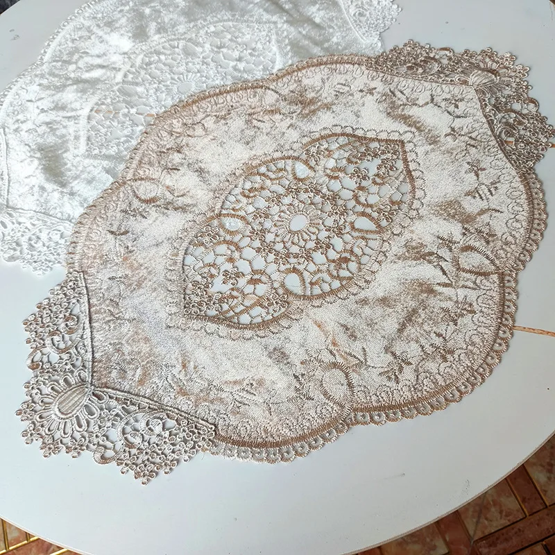 

Embroidered Tablecloth - Retro Style Heat-Resistant Table Mat, Decorative Lace Dust Cover for Dining & Tea Parties