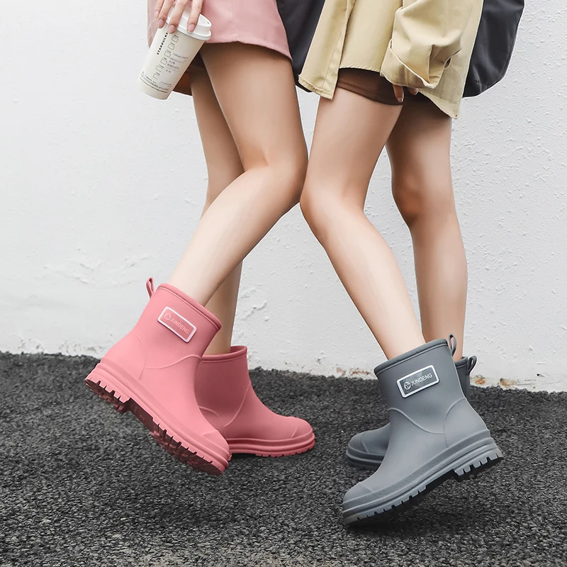 Fashionable and Versatile Rain Boots for Women, Thick-soled Heightening Rain Boots Womens Outer Adult Car Wash Work Rubber Shoes