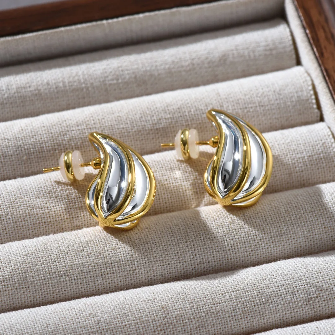 

2026 Горячий модный дизайн, золотые, серебряные серьги-капельки, женские серьги высокого качества, европейские и американские ювелирные изделия, тренд