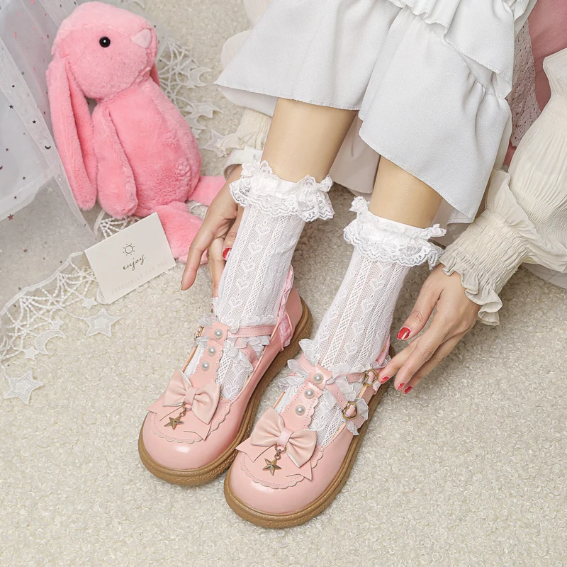 

YQBTDL 2022 Summer Kawaii Girls Princess Lolita Flat ShoesT-strap Mary Janes Studded Pearls Bow Party Cosplay JK Shoes for Women