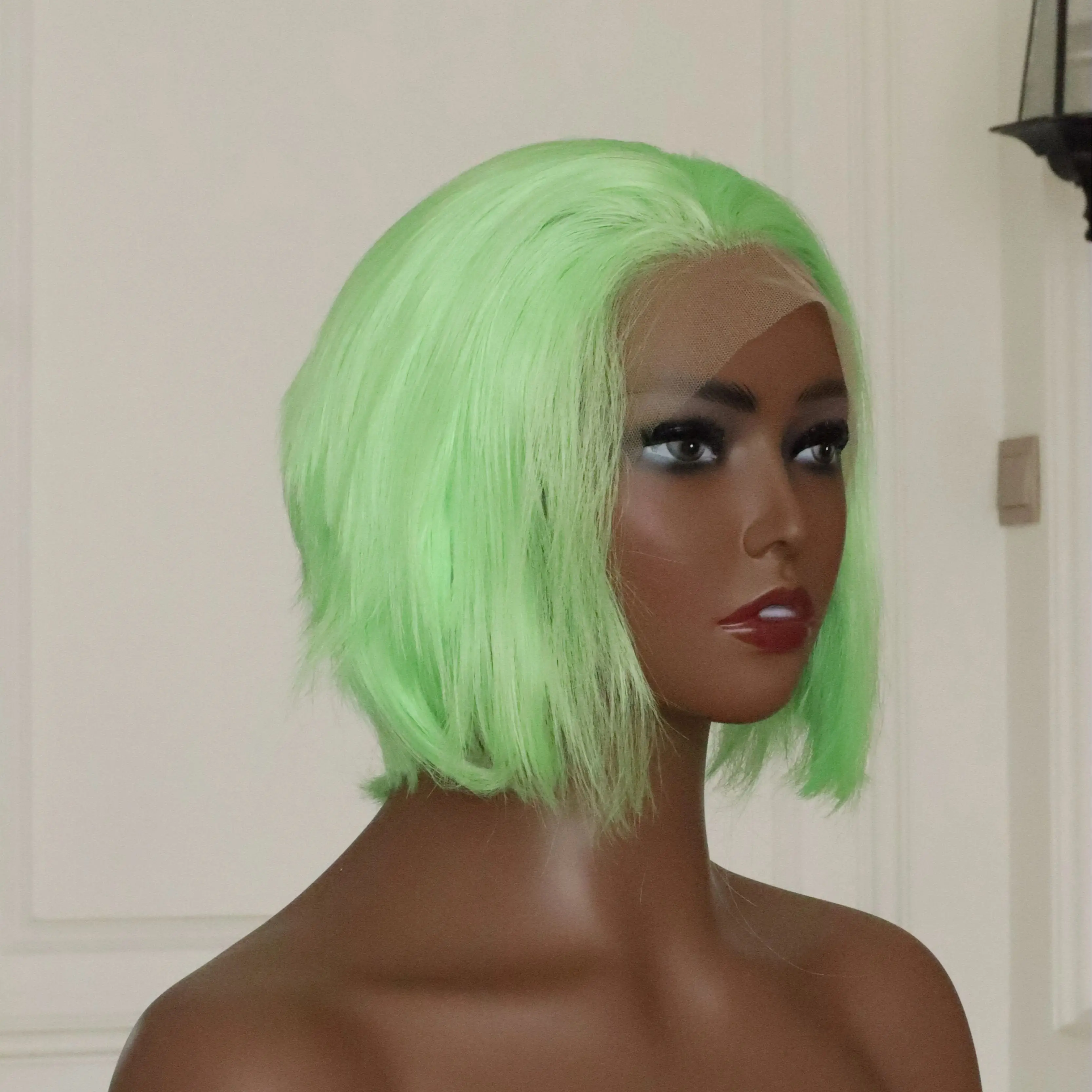 

Короткий синтетический парик фронта шнурка для женщин Светло-зеленый парик шнурка 13x4 6-дюймовый натуральный волос бесклеевой парик для косплея для мужчин