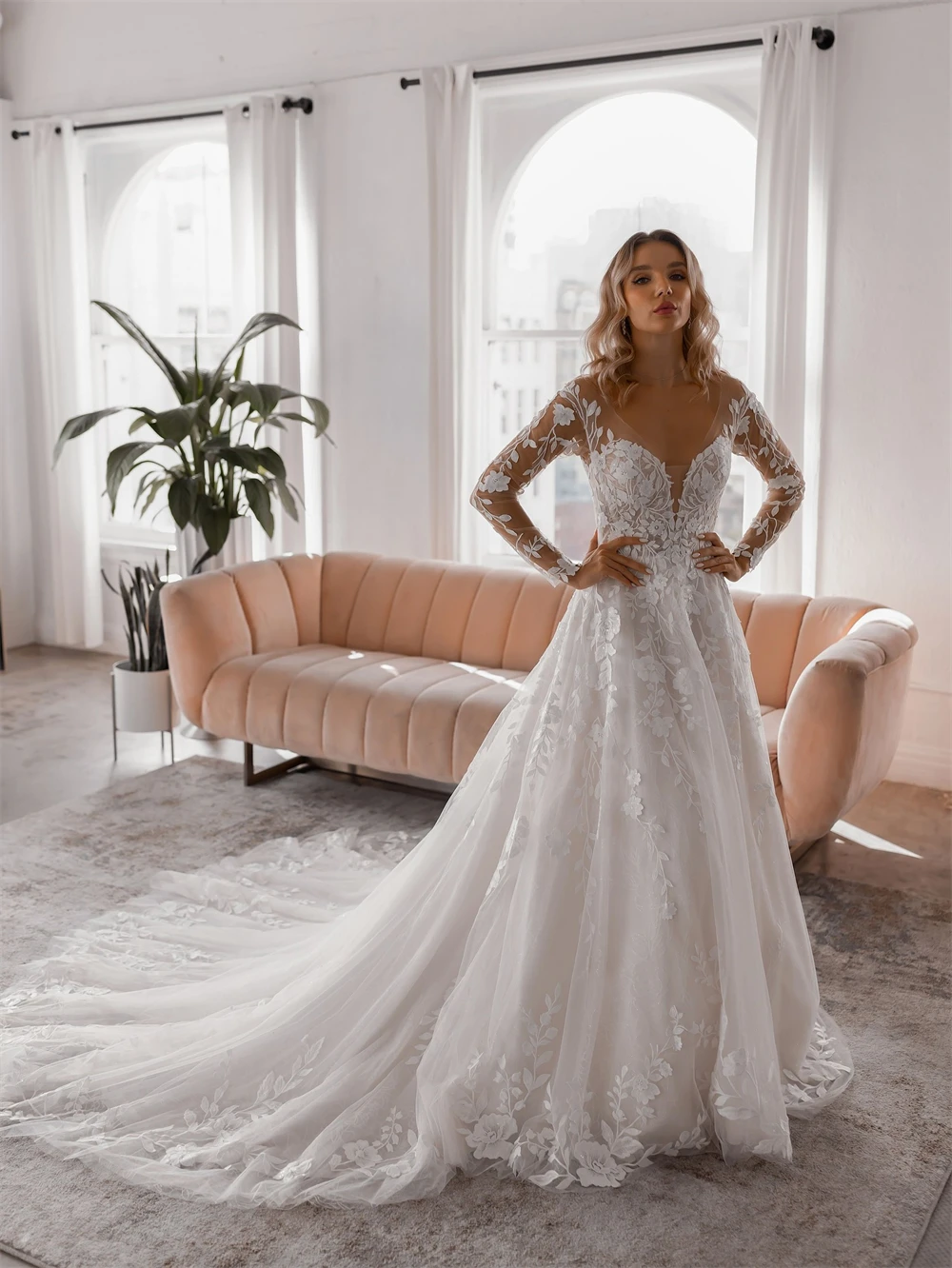 

Customized Soft White Organza Wedding Dress Formal Sweetheart Long Sleeves Robe de mariée Sexy A-Line Court Train Bridal Gowns