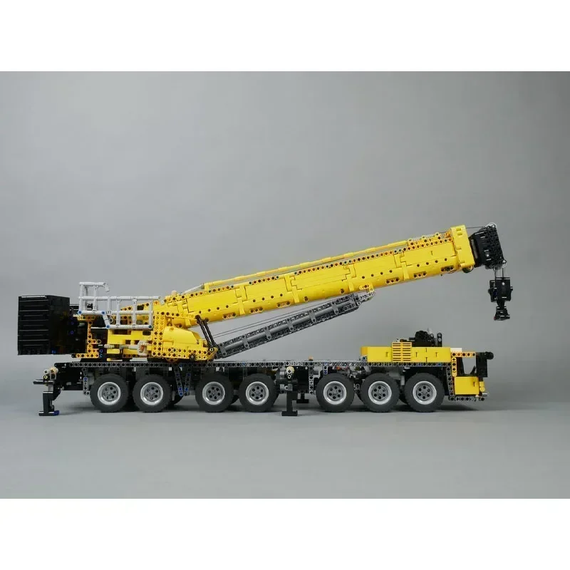 

MOC-163993 New RCElectric GMK7550 7-Axle Mobile Crane Splicing and Assembling Building Block ModelMOC Creative Building BlockToy