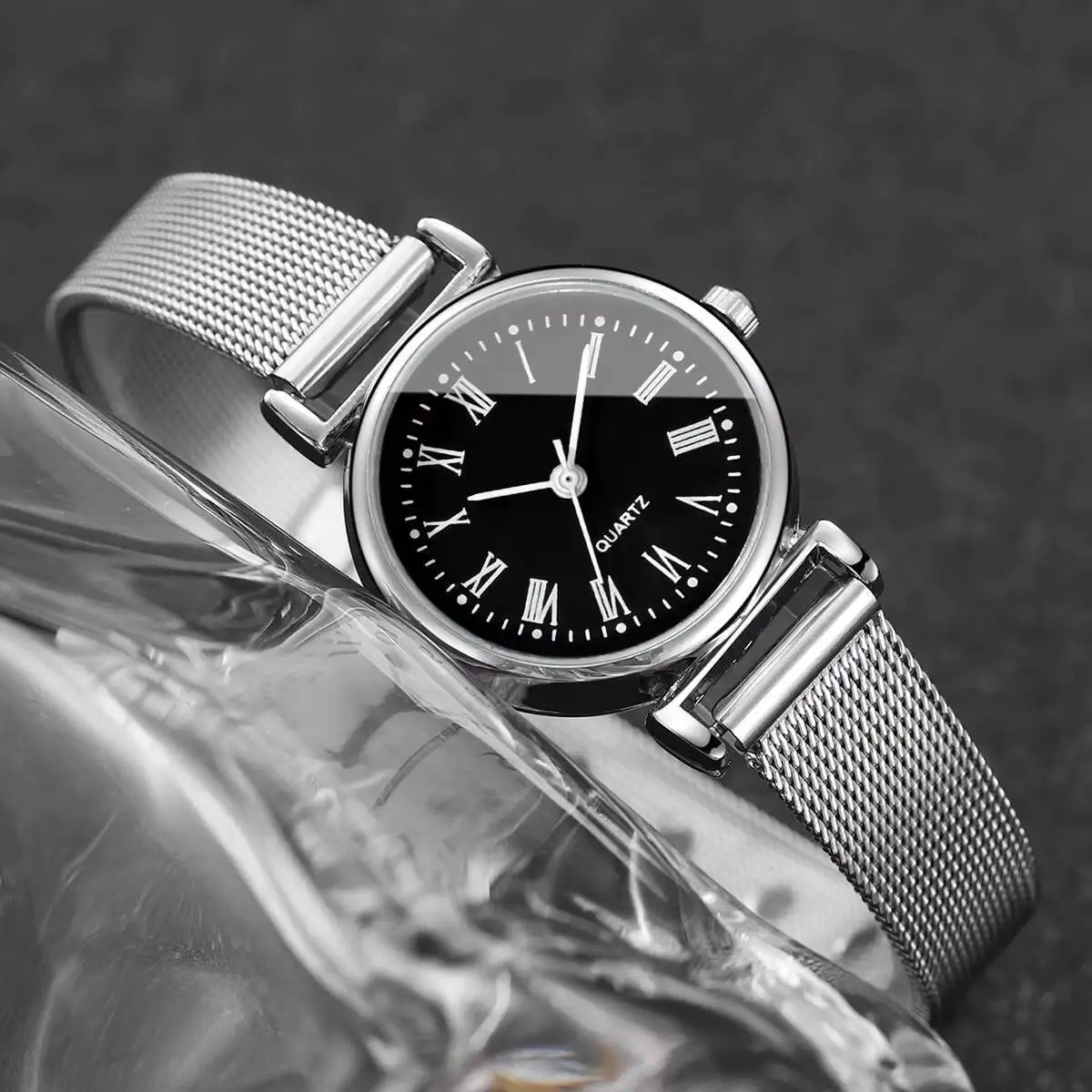 3 قطعة ساعات نسائية موضة روما الهاتفي كوارتز ساعة فضية شبكة باند ساعات المعصم طقم مجوهرات (بدون صندوق)