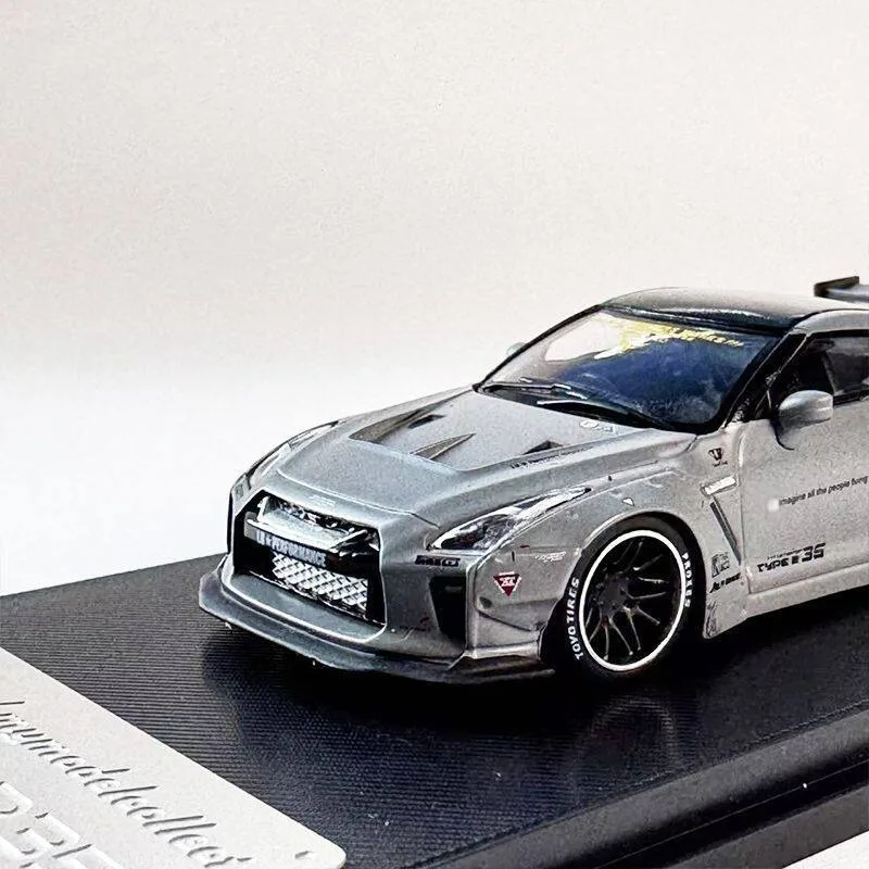 MC 1/64 GTR LBWK R35 Alloy Motor Vehicle Toy Die-casting Metal
