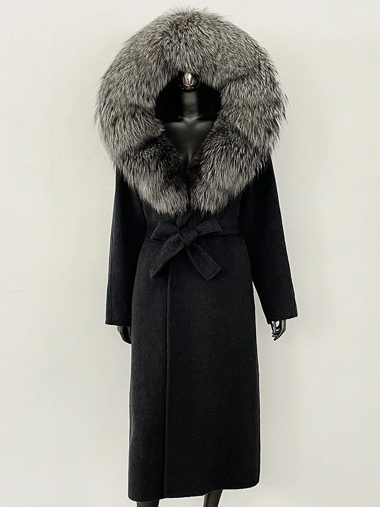 Damski płaszcz z długim kapturem, kolorowy, z kołnierzem z prawdziwego futra lisa, wełniany, nowy model na jesień i zimę 2025, z paskiem, 100% wełna.