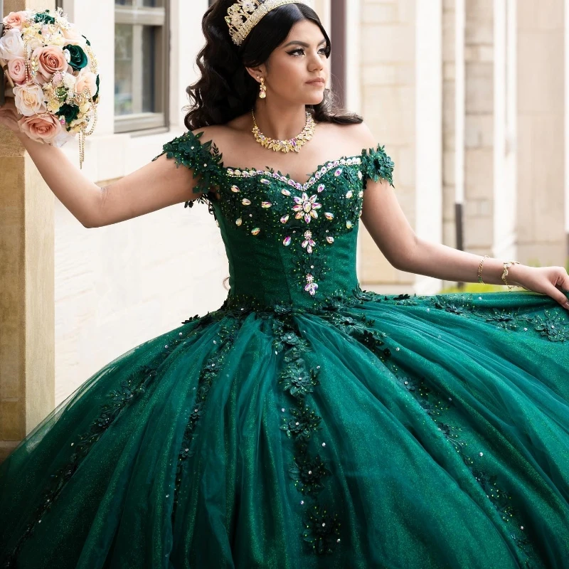 

Emerald Green Shiny Quinceanera Dresses Mexican Off The Shoulder Ball Gowns Applique Lace Crystal Lace Up Vestidos 15 De XV