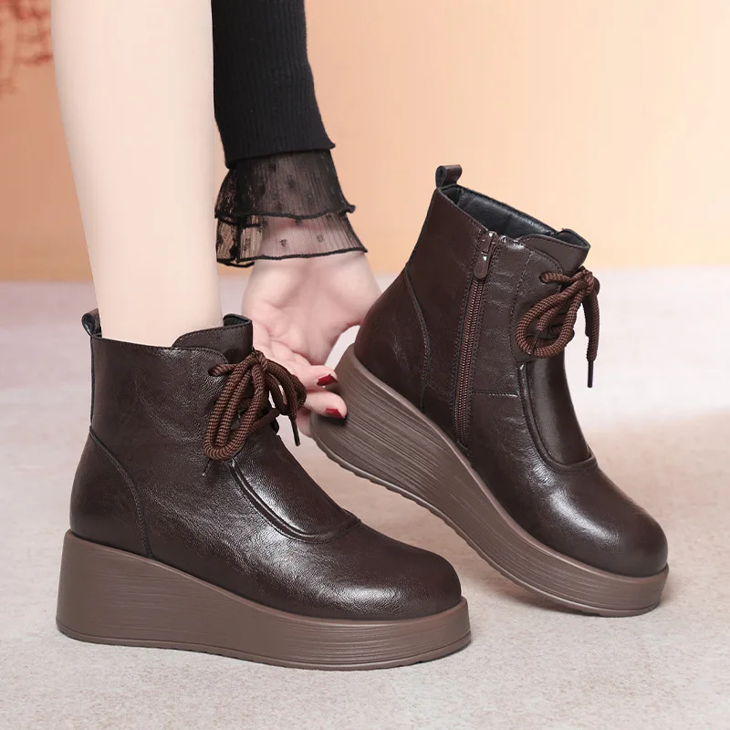 

6cm Comfortable Thick Bottom Platform Shoes Elegant Soft Leather Ankle Boots 2025 Winter Women's Warm Short Plush Boots for Mom