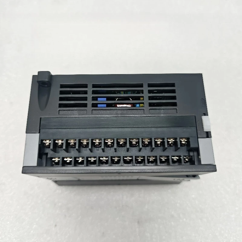 XBC-DN32H XBC-DR32H Industrial Programmable Logic Controller
