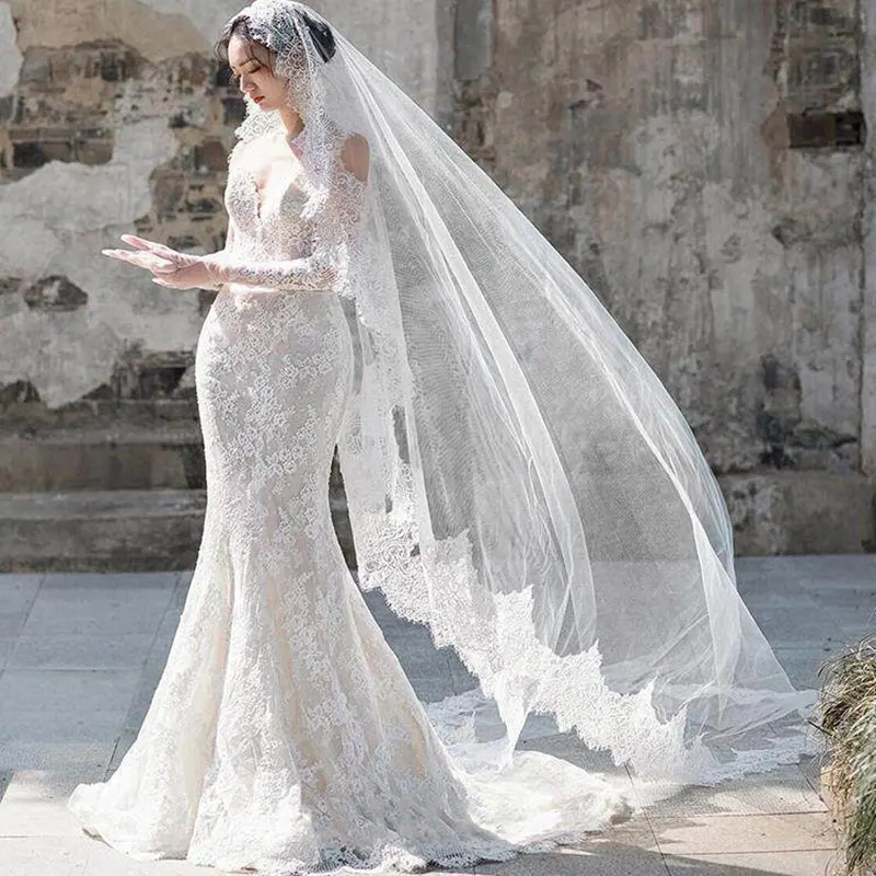 

Soft Eyelash Lace Mantilla Style Bridal Veil Customized 1.5-3M Single Layer Tulle Cathedral Veil with Comb for Romantic Wedding