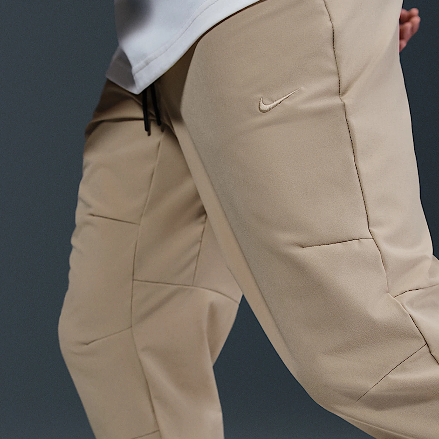 بنطال Nike الأصلي Dri-FIT للرجال خفيف الوزن منسوج نحيف FB7547-251