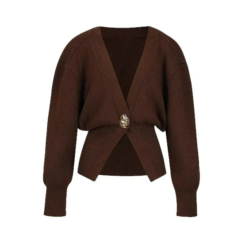 

2026 New Fashion French-style Elegant Single-button V-neck Long-sleeved Knitted Sweater Cardigan for Women A Slimming Loose Coat