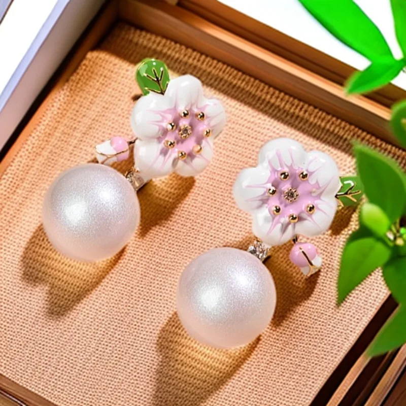 Retro Gentle Sense Pink White Flower Fake Pearl Handmade Dripping Glaze Stud Earrings for Women Earrings Light Luxury High-end