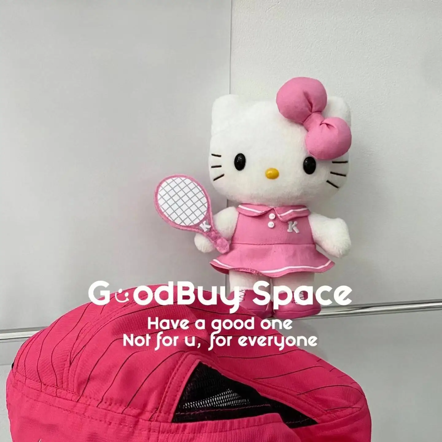 Sanrio Hello Kitty cross-dressing Tennis Sports Theme plush keychain Car key Backpack accessories Desktop trinket couple Gift