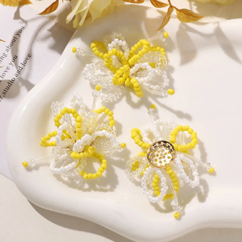 10pcs hats,bags,hand sewn styles patches for clothing Color collision bead yellow flower patch decoration patch
