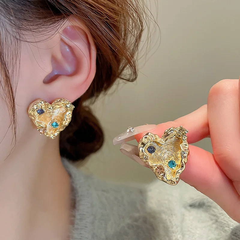 Vintage Zircon Earrings Women Gold Color Heart Irregular Textured Stud Earrings Ear Piercing Jewelry Korean Fashion Aros Mujer