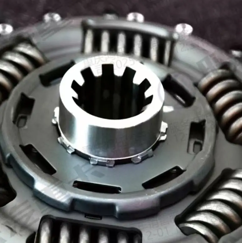 

High Quality Truck Part SHACMAN F3000 X3000 M3000 X5000 385 440 ISM11 QSM11 Engine Clutch Disc Kit DZ9114160032