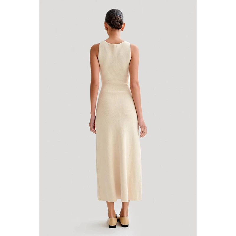 2025 夏の新しいヨーロッパとアメリカンスタイルのノースリーブラウンドネックスリムニットドレス