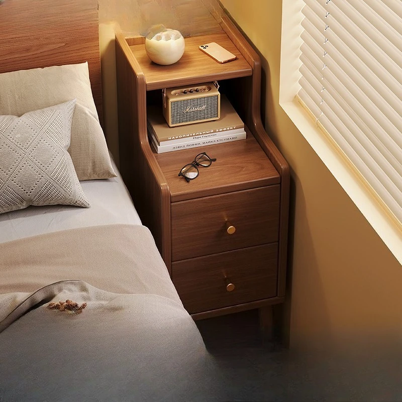 

Прочная прикроватная тумбочка, простая прикроватная тумбочка для спальни, многофункциональная маленькая прикроватная полка для хранения, низкий прикроватный шкафчик из массива дерева.