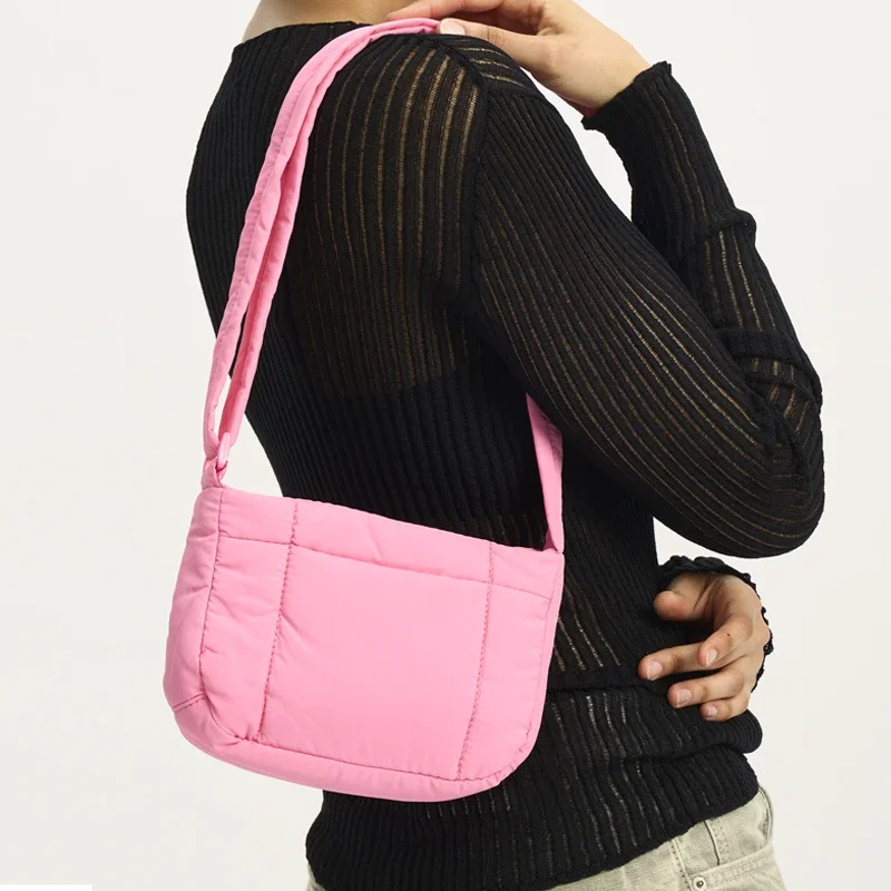 Casual Kleine Puffertas Snoepkleur Gewatteerde Dames Schouder Crossbody Tassen Eenvoudige Gewatteerde Nylon Messenge Tas Schattige Vrouwelijke Portemonnees