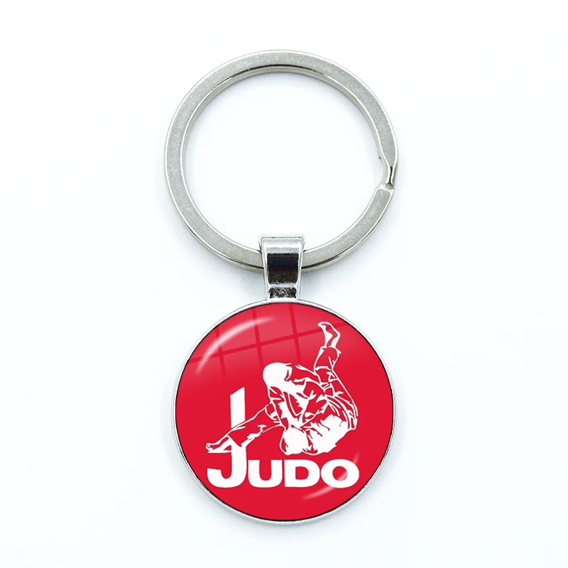 2024 Fashion Sports Judo Keychain Women and Men Practice Judo Karate Glass Keychain Jewelry Japanese Martial Arts Souvenir