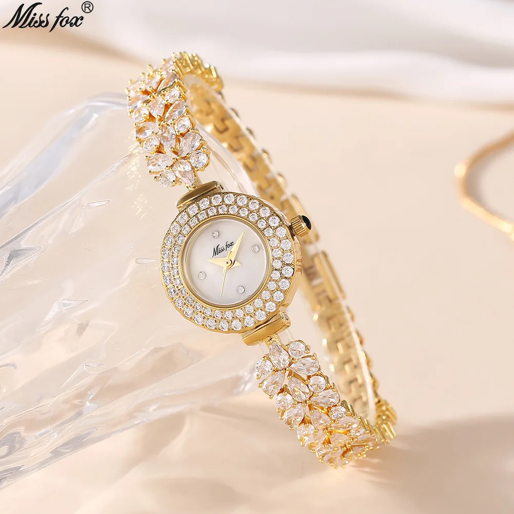 Gold Women's Watches Luxury Classic Watch for Women Elegant Big Zircon Bracelet Female Quartz Wristwatch Hip Hop Ladies Watches