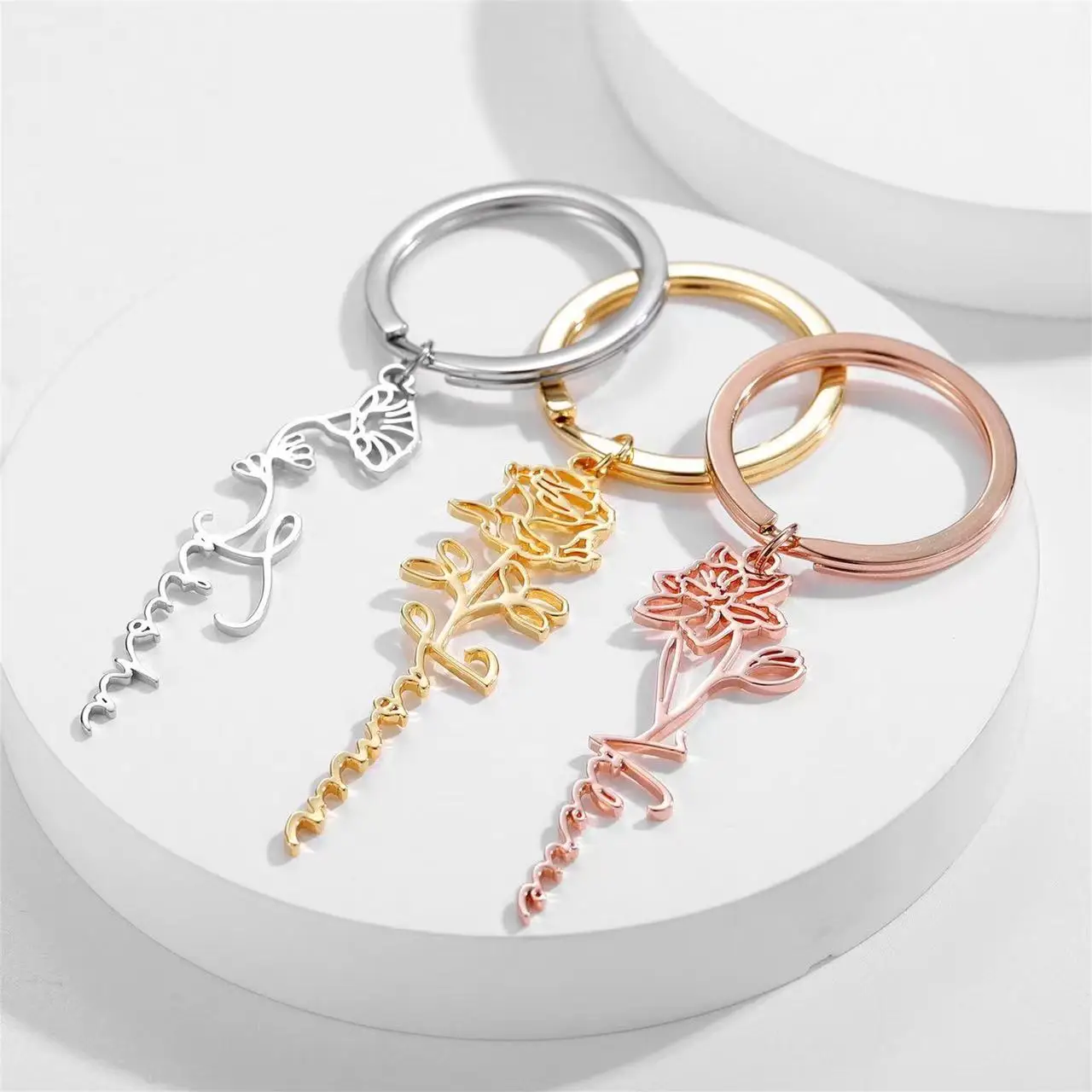 

Custom Name keychain With Twelve Birth Flowers Stainless Steel Jewelry 2024 Birthday Gift For Women Personalise key chain Name