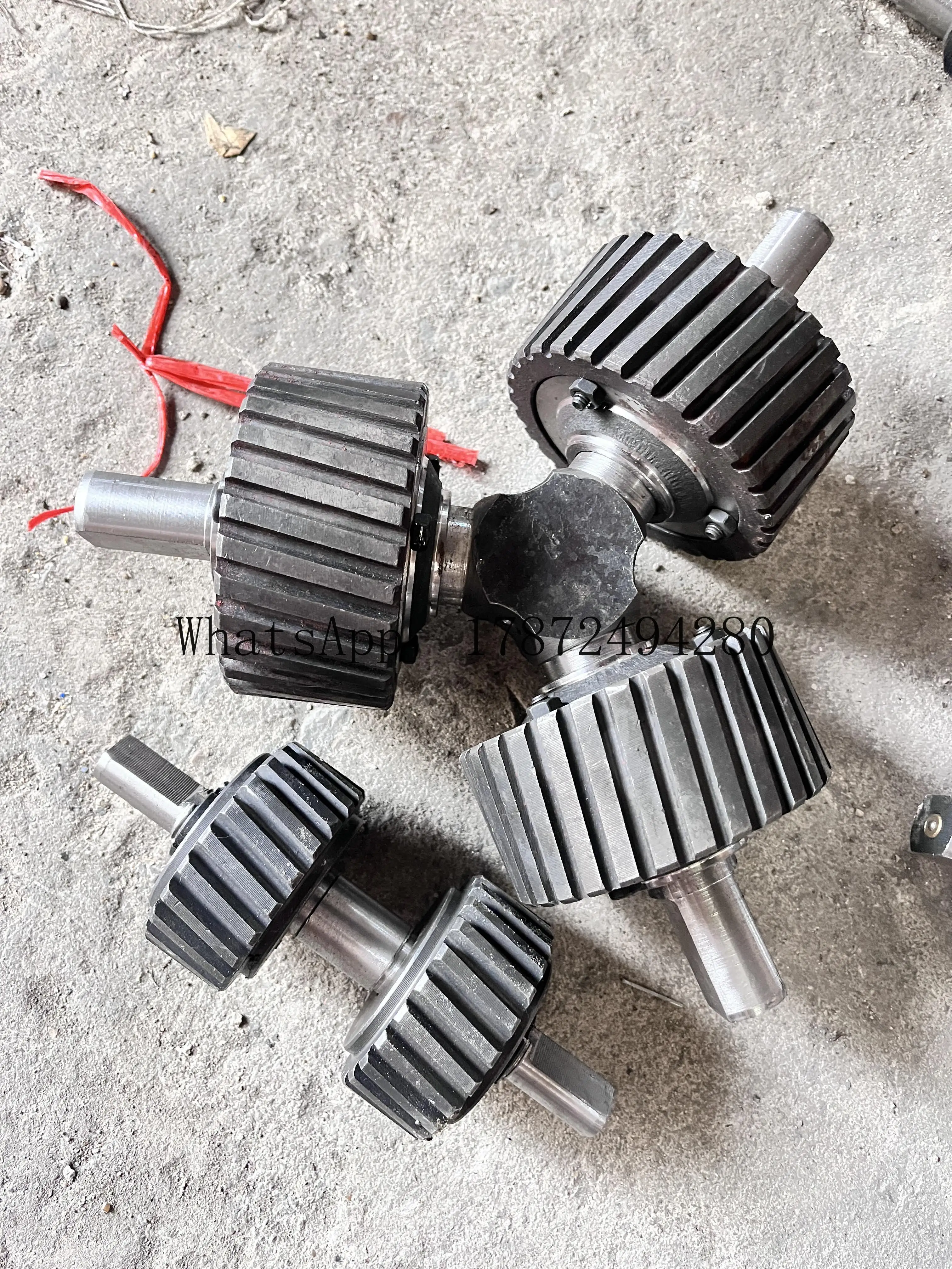 

220V Steel Die Head Pelletizing Plastic Wood Pig Chicken Cattle Feed Plant Machine