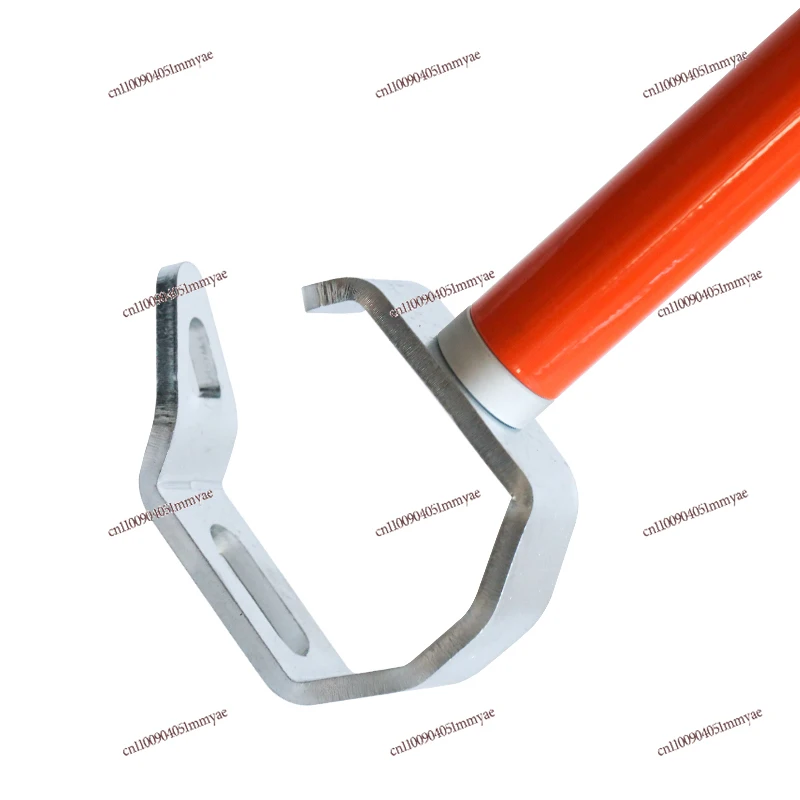 Long-distance safety traction control hook handling aid