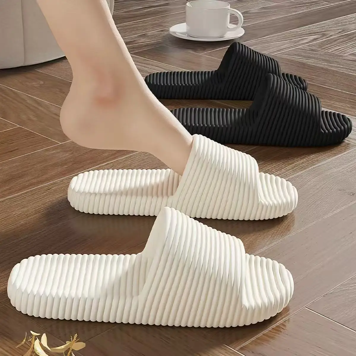 chinelos-de-casa-antiderrapantes-para-homens-e-mulheres-verao-interior-banheiro-sola-macia-material-eva-respiravel-e-con
