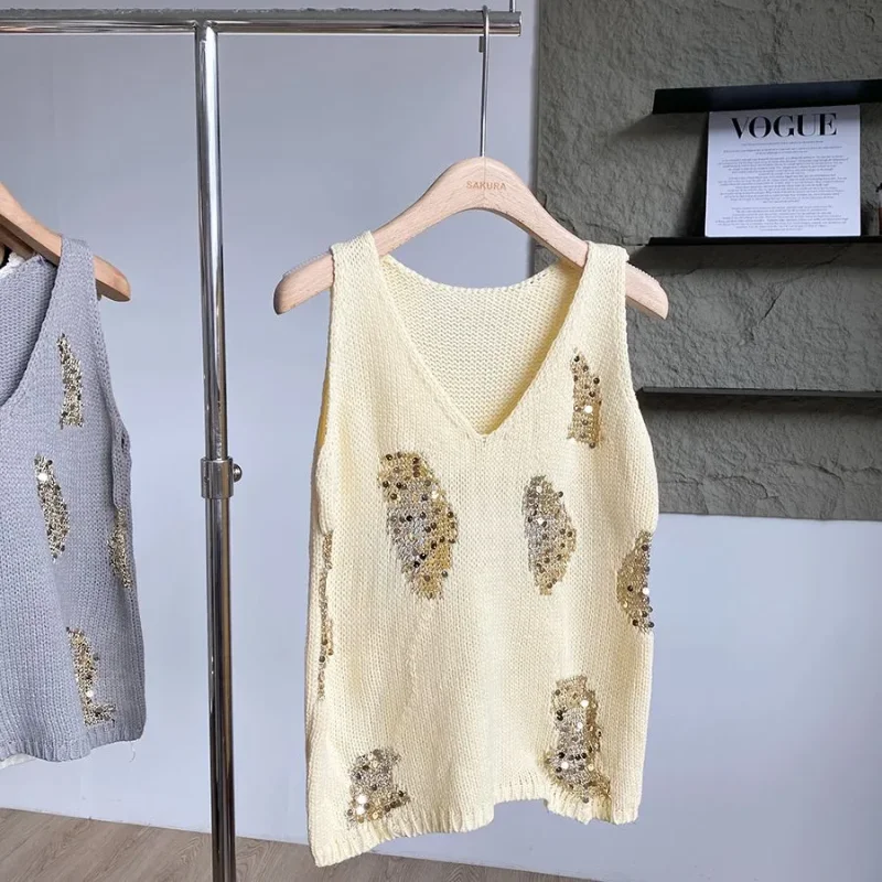 Women's V Neck Sequin Embellished Knitted Vest Casual Loose Fit Sleeveless Sweater Tank Top