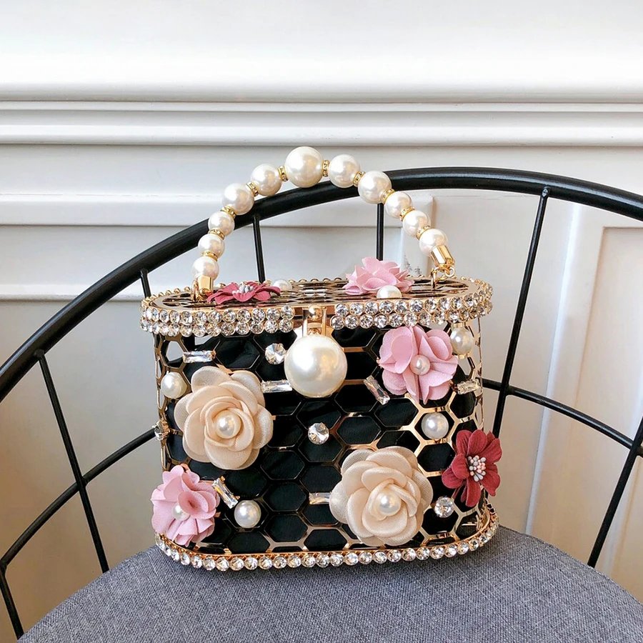 Flower Pearl Women Clutches Evening Bags Rhinestone 2020 Luxury Ladies Diamond Gold Clutch Purse Wedding Party Metal Honeycomb