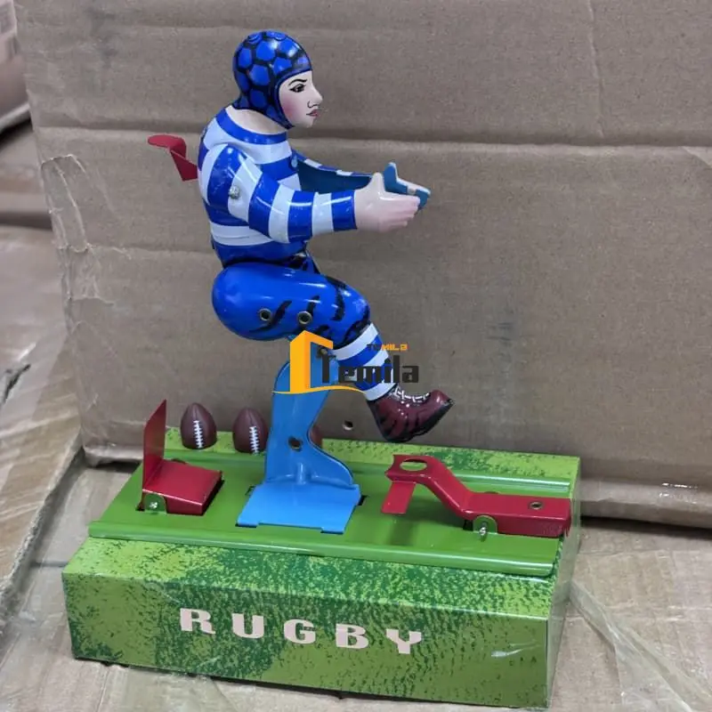 

Wind Up Toy Rugby Player Football Sportsman Metal Tin Collection Retro Clockwork Toy Figures Model Vintage Toy
