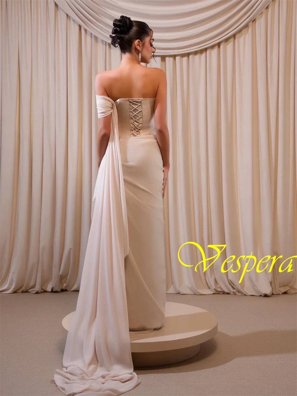 

Customized High Quality Satin Evening Dresses Luxury Strapless Homecoming Dresses Modern Lace Up Back Special Occasion Gowns